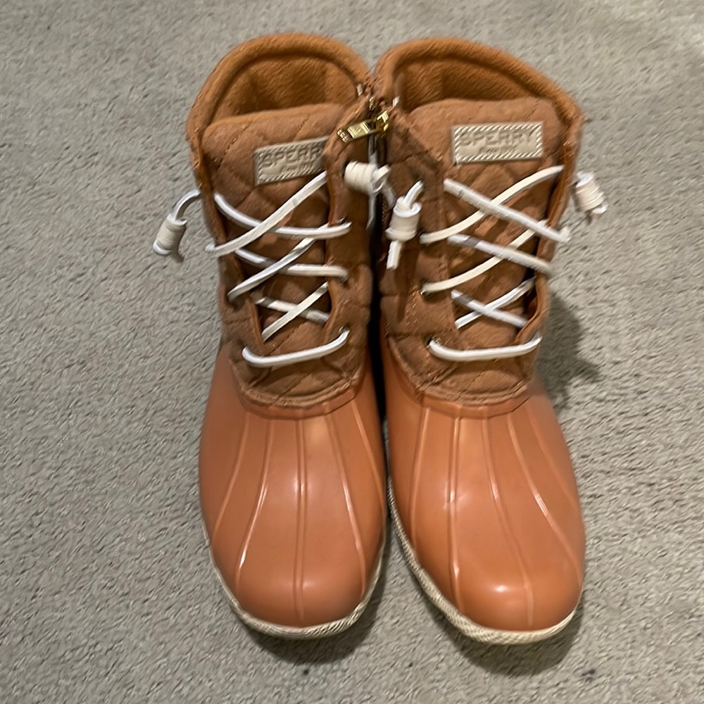 Sperry Saltwater Quilted
Waterproof Rain Boot (Women) 9m
